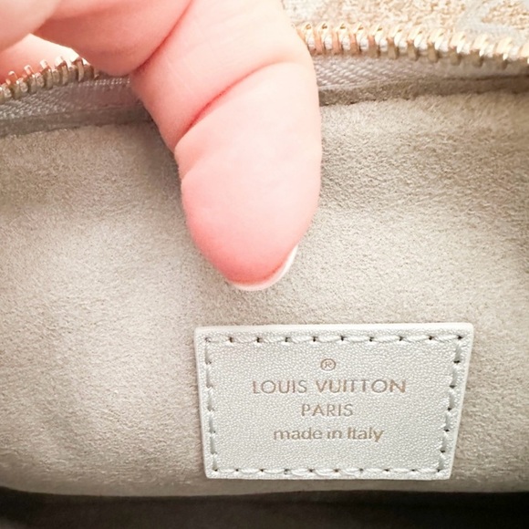 SOLD Louis Vuitton Coussin BB Monogram Silver Lambskin Embossed Bag - Picture 13 of 16